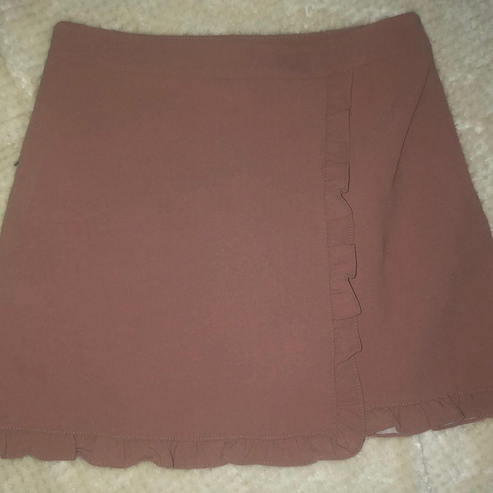 pink skirt